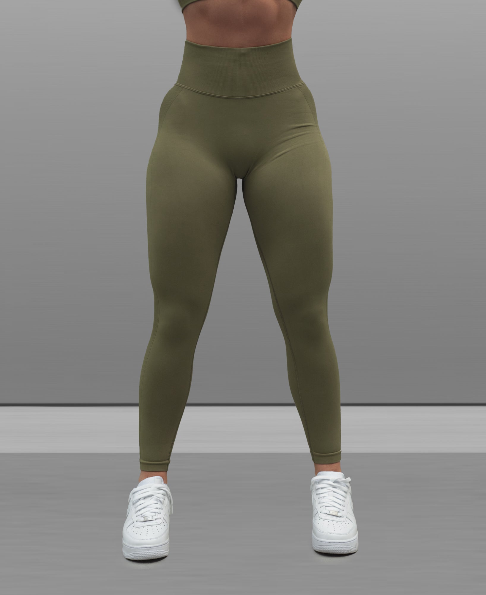 Chloe | Neutral Leggings Olive