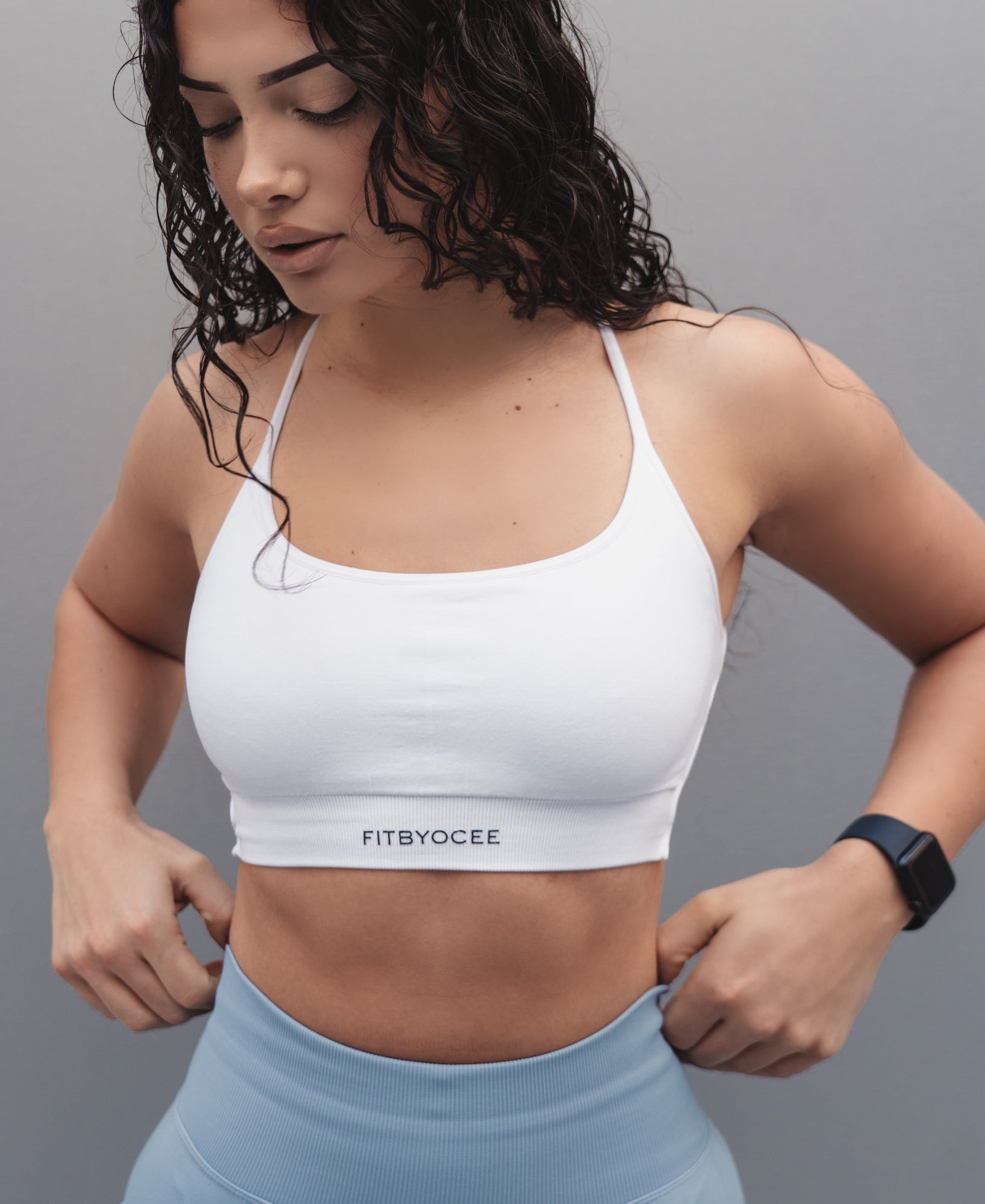 Serena | Color Back Strings White